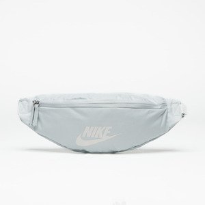 Ledvinka Nike Heritage Waistpack Light Silver/ Light Silver/ Phantom Universal
